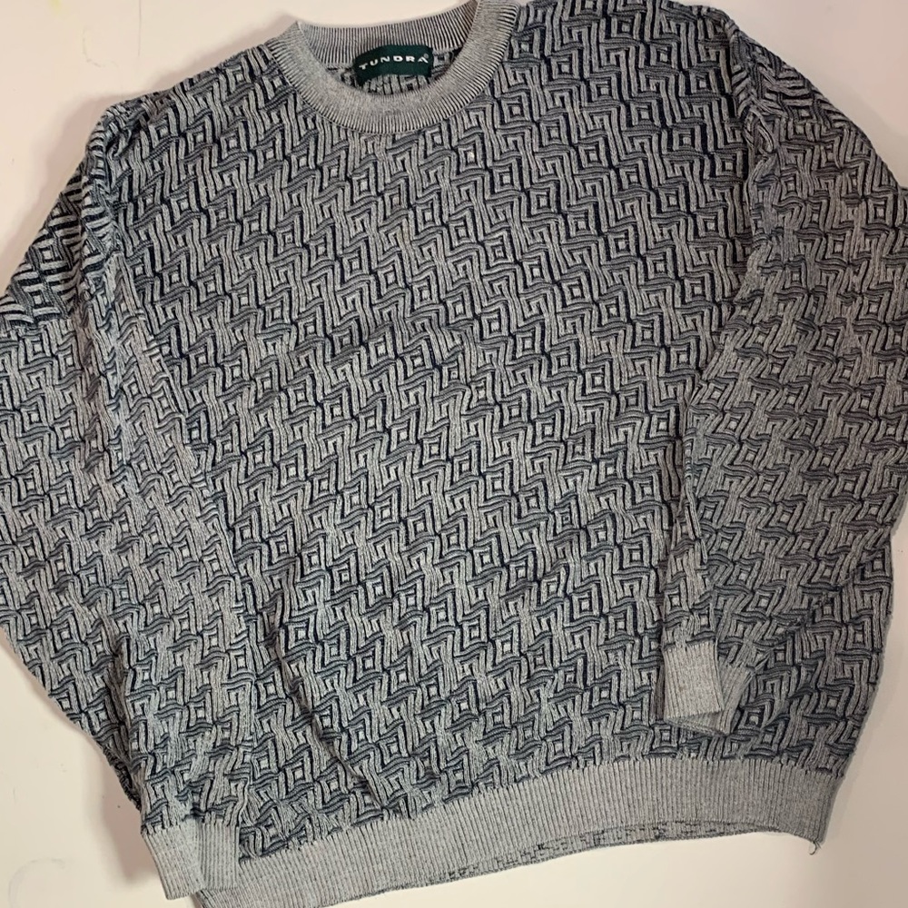 Vintage tundra extra large sweater statement piece